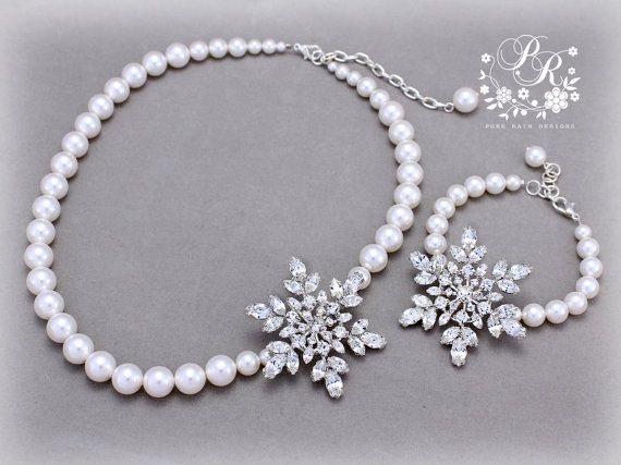 Mariage - Collier de mariage de bracelet Swarovski Perle Stras flocon de neige collier de bracelet de bijoux de mariage collier de Noël de