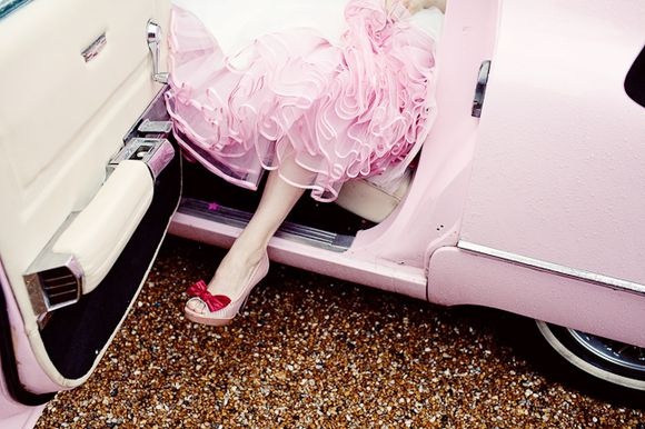 Hochzeit - Pink Cadillac und rosa Petticoat