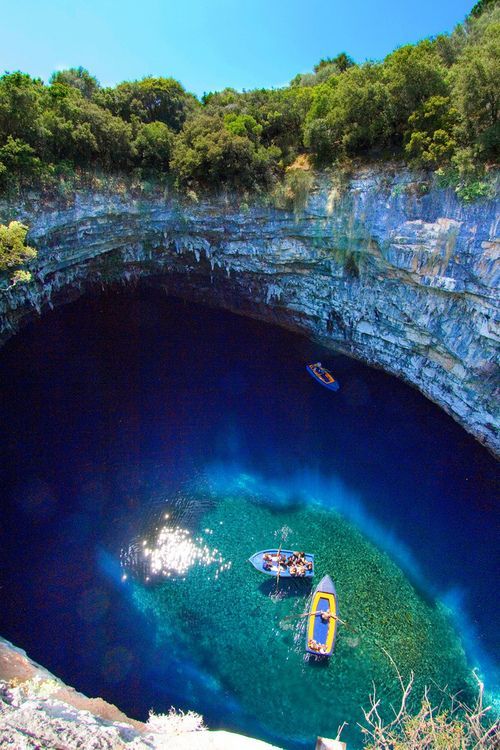 Mariage - Melissani Cave, Céphalonie, Grèce