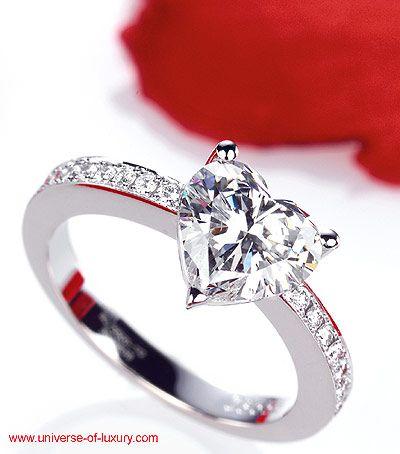 Mariage - Anneau de coeur de diamant!