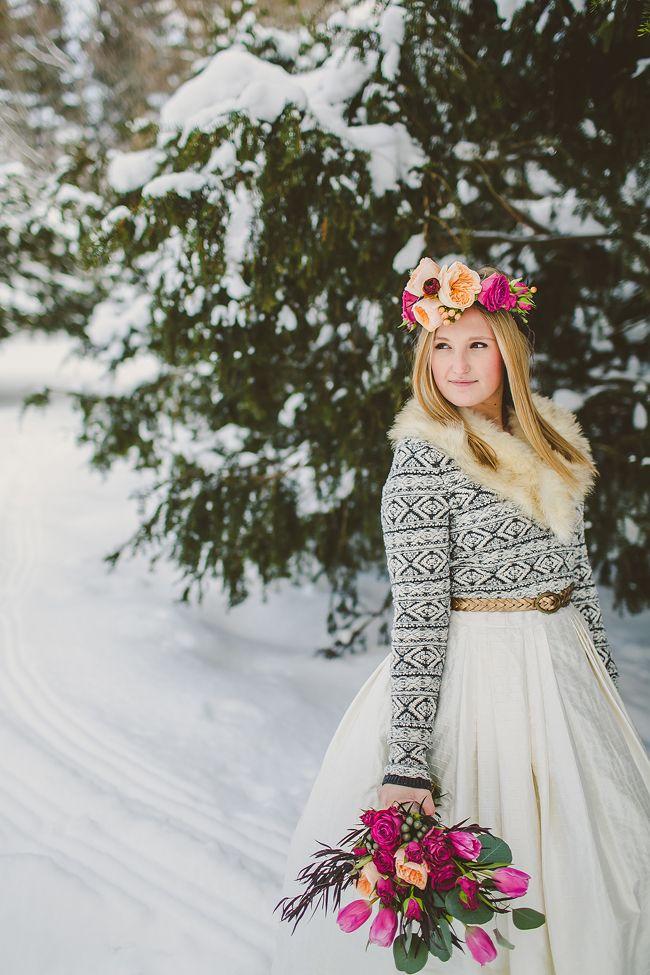 Hochzeit - Fun und Flirty Floral Crown Winter-Hochzeit Inspiration
