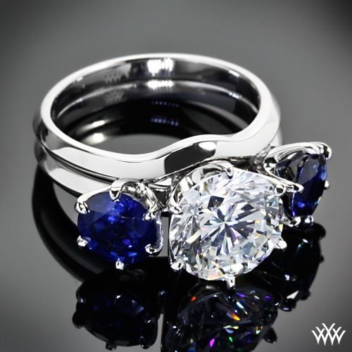 Mariage - Saphirs bleus et un délicieux diamant
