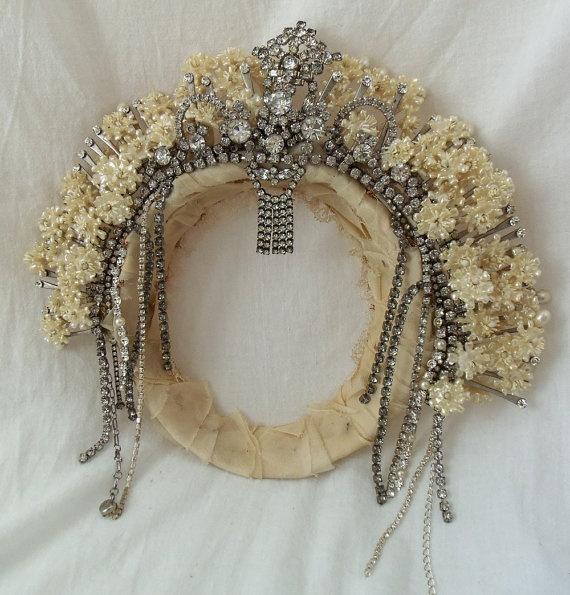 Hochzeit - Kundenspezifische Brautkronen N Tiaras, auf Bestellung, Vintage-Couture, Victorian, Bühnen-und Filmzubehör, OOAK Kopfstücke