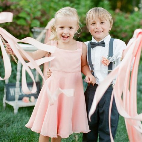 Свадьба - Очаровательны детей в свадебных нарядах 