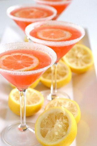 Hochzeit - Sparkling Strawberry Lemonade 1