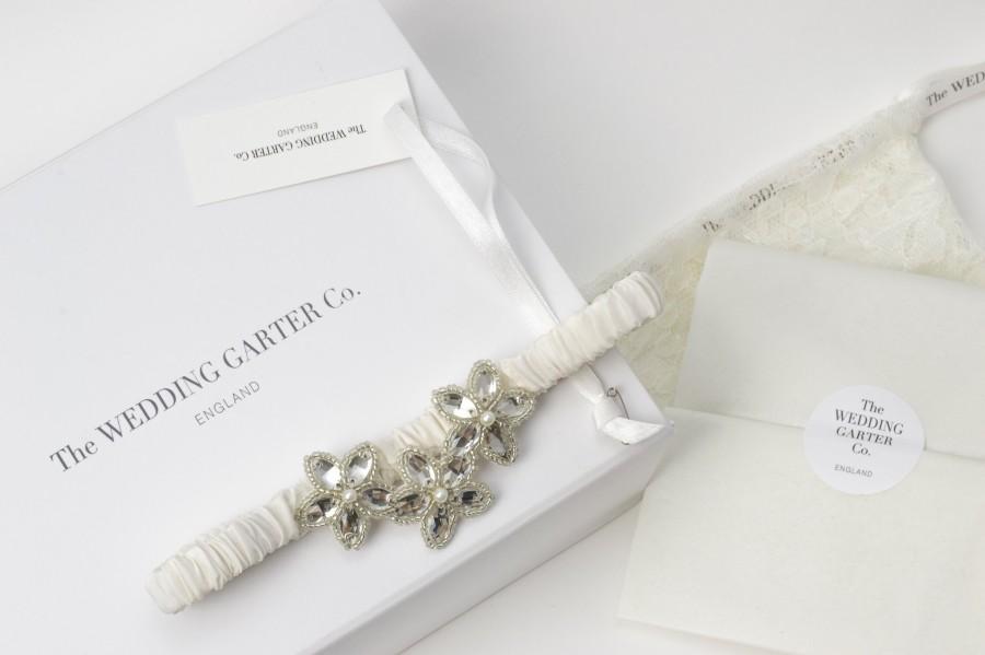 Mariage - Luxury, Love & Finesse from The Wedding Garter Co