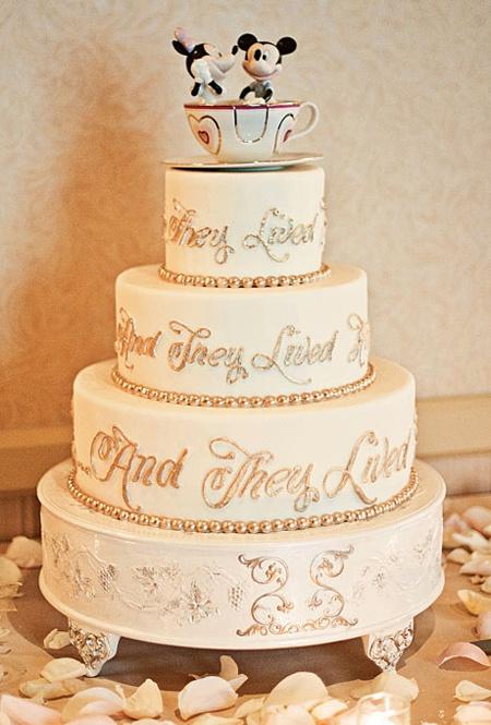 Mariage - Qui prend le gâteau.
