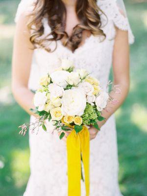 زفاف - الزفاف - أصفر
