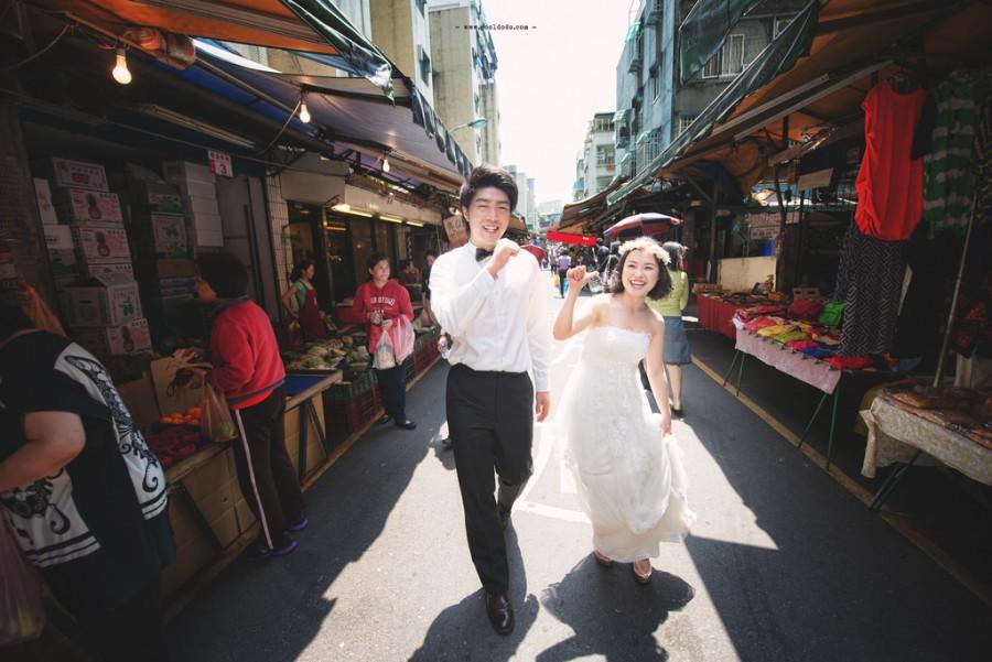 زفاف - [الزفاف] في السوق!
