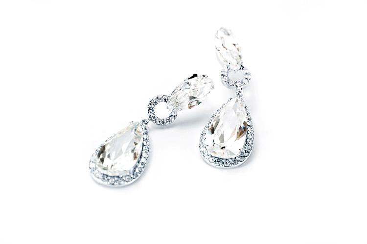 Hochzeit - Marquis linked to pear drop earring