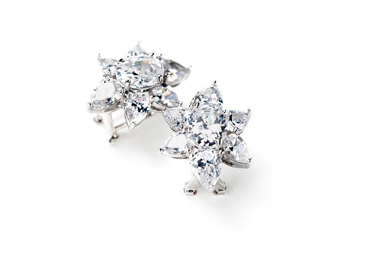 Mariage - Floral stud earring