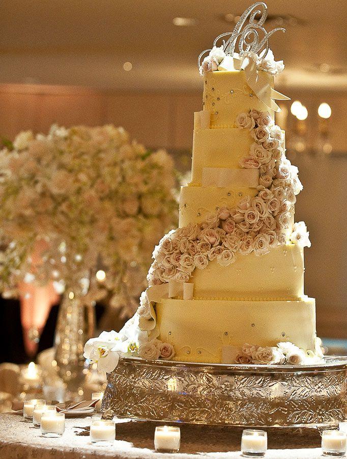 Wedding - White  Gold Wedding Cakes