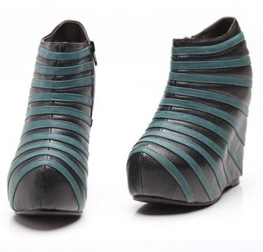 زفاف - Korean Style Button Embellished Thick Heels Short Boot Black BT0375