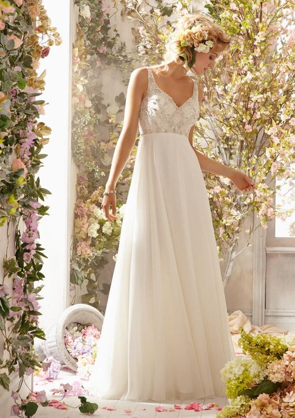 Mariage - Crystal Beading Design On Delicate Chiffon Wedding Dresses(HM0239)