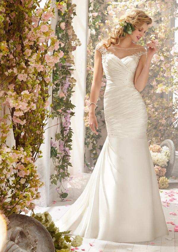 زفاف - Intricately Beaded Appliqués On Soft Satin Wedding Dresses(HM0245)