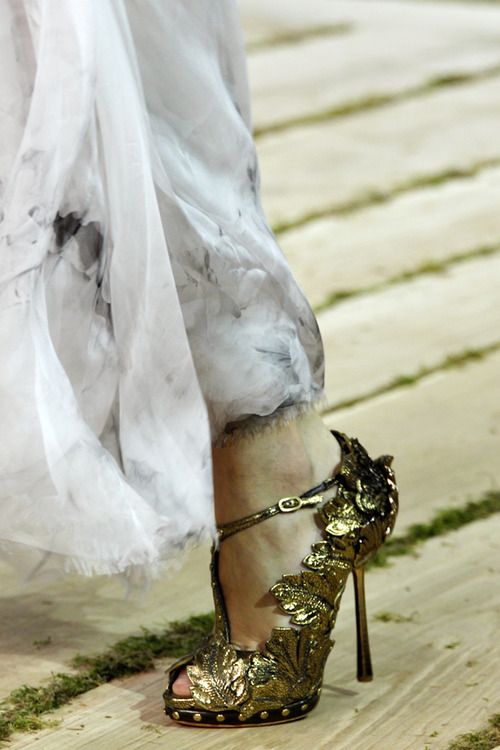 Hochzeit - Ornamente für die Füße