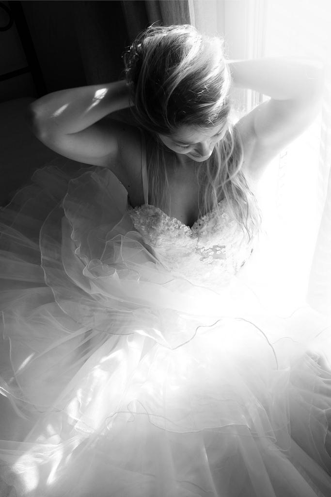 Mariage - Dans sa robe de mariée