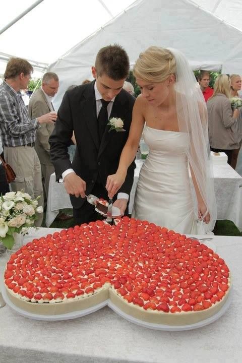 زفاف - حفلات الزفاف في عيد الحب