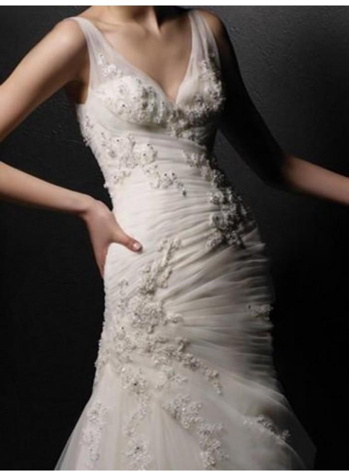 Свадьба - Mermaid V-neck Spaghetti Straps Applique Chapel Train Organza White Wedding WE4085