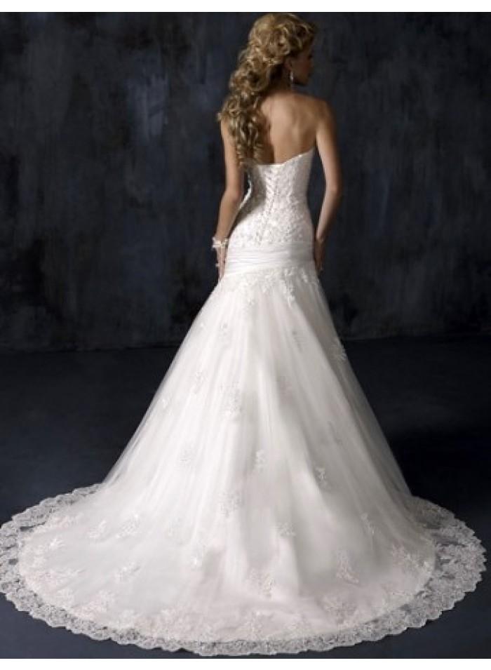 Hochzeit - A-line Sweetheart Chapel Train Lace Wedding Dress WE4050