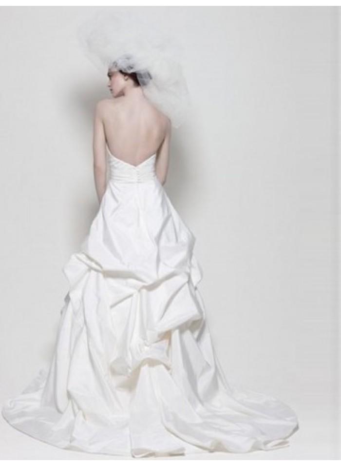 Hochzeit - A-line Sweetheart Ruching Chapel Train Taffeta Wedding Dresses WE4043