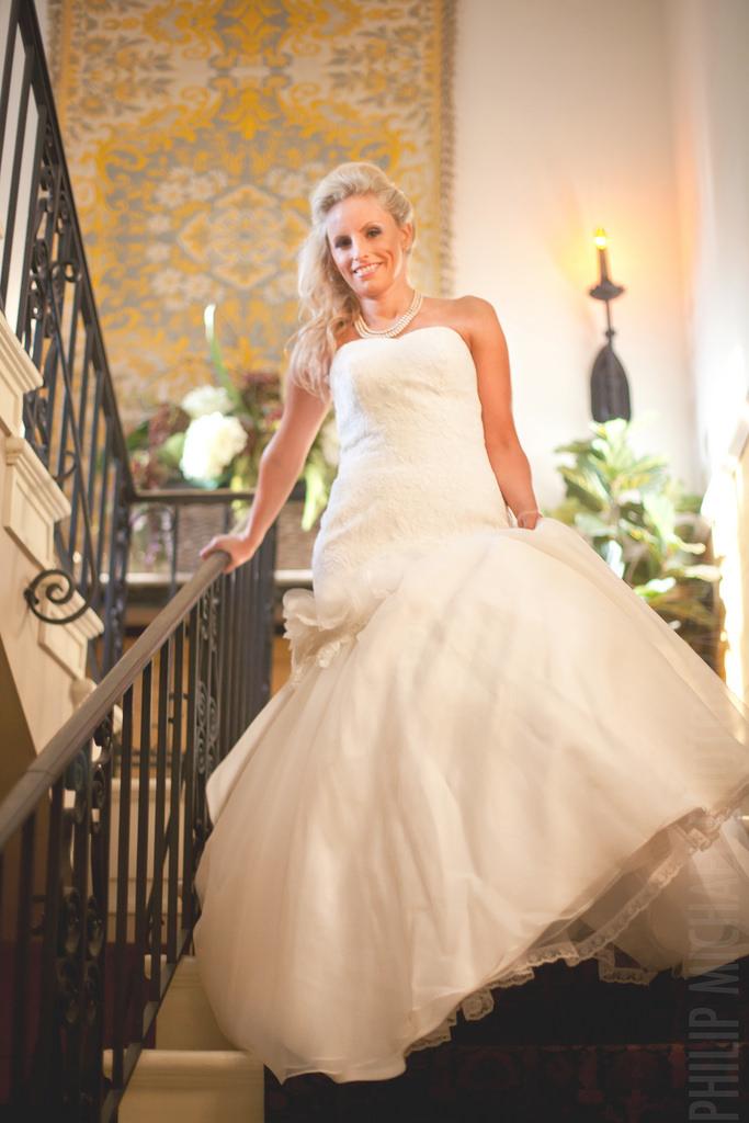 زفاف - العروس على الدرج