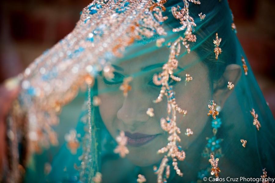 زفاف - ناتاشا راجو: من خلال الحجاب والعروس
