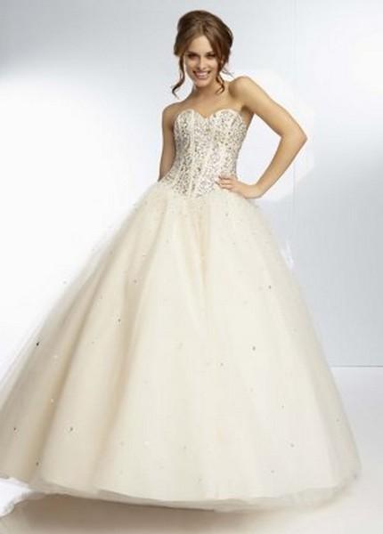 Mariage - http://www.2014dressprom.com/2014-best-seller-beaded-champagne-ball-gown-by-mori-lee-p-1177.html#