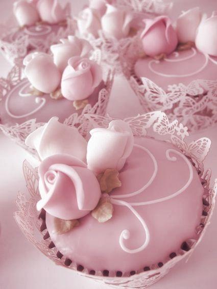 Wedding - Wedding-Cupcakes...pinky cakes