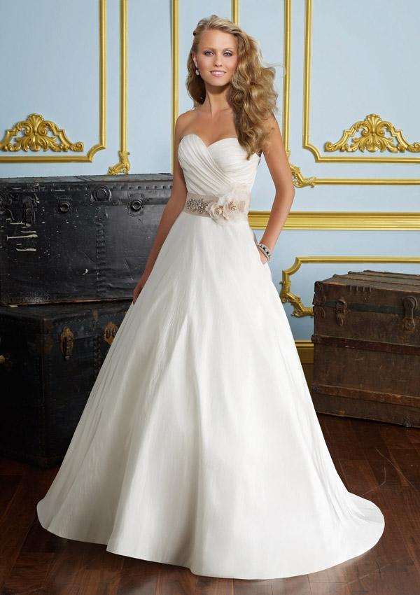 Hochzeit - Luxe Taffeta Wedding Dresses(HM0278)