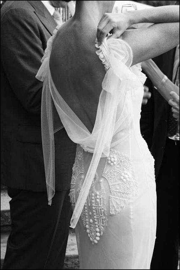 زفاف - أثواب الزفاف عارية الذراعين