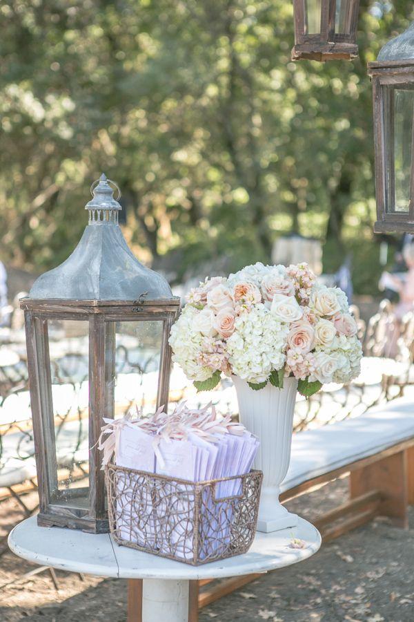 Wedding - Romantic Vintage Table