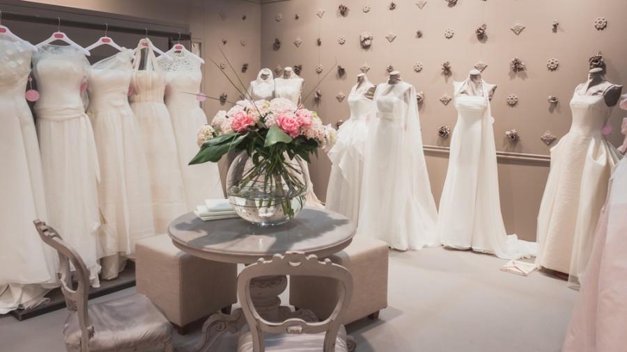 Mariage - The Wonder Behind Wedding Gowns