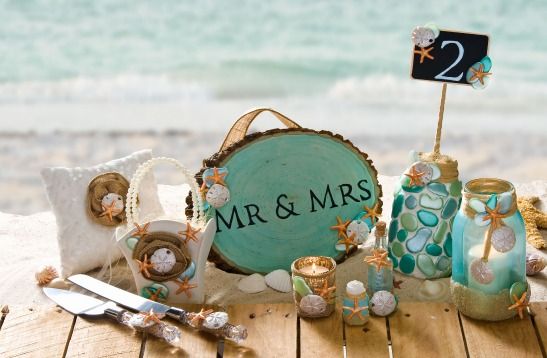 Wedding - 10 DIY Beach Wedding Projects