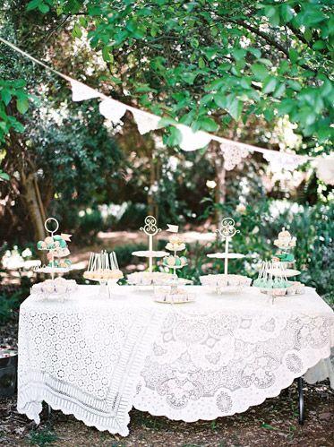 Wedding - Antique Lace Linens In Wedding
