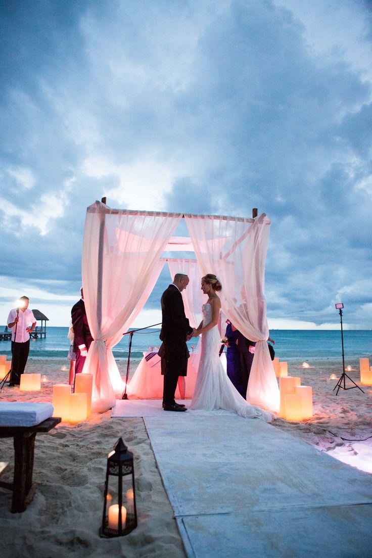 Wedding - Romantic beach wedding
