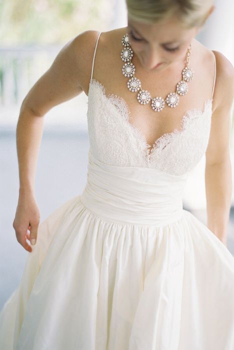Hochzeit - Brautkleider mit Taschen
