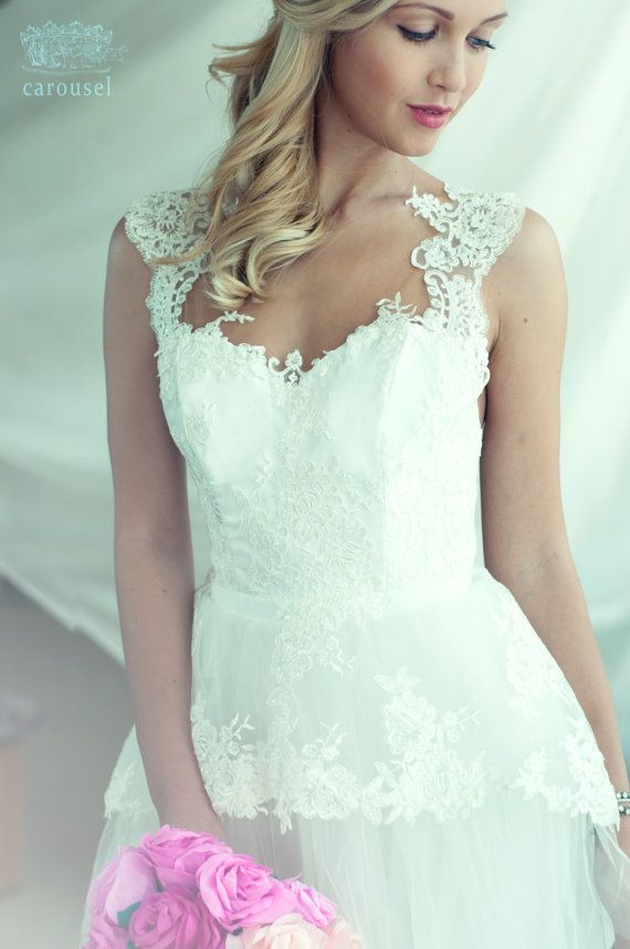 Wedding - Wedding Gown / Geneviève