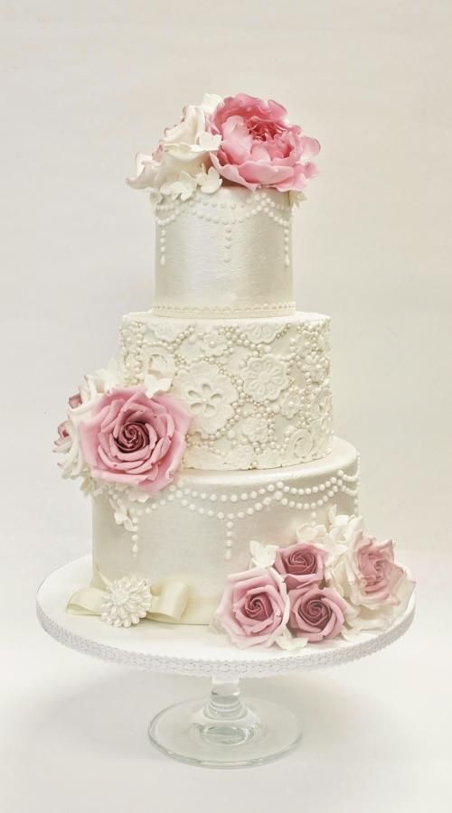 Wedding - A fascinating flower wedding cake