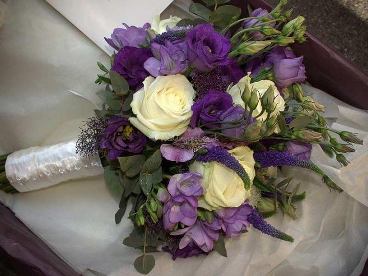 Hochzeit - Blumensträuße in Lila