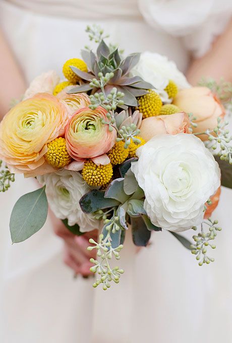 Wedding - 15 Pretty Peach Bouquets