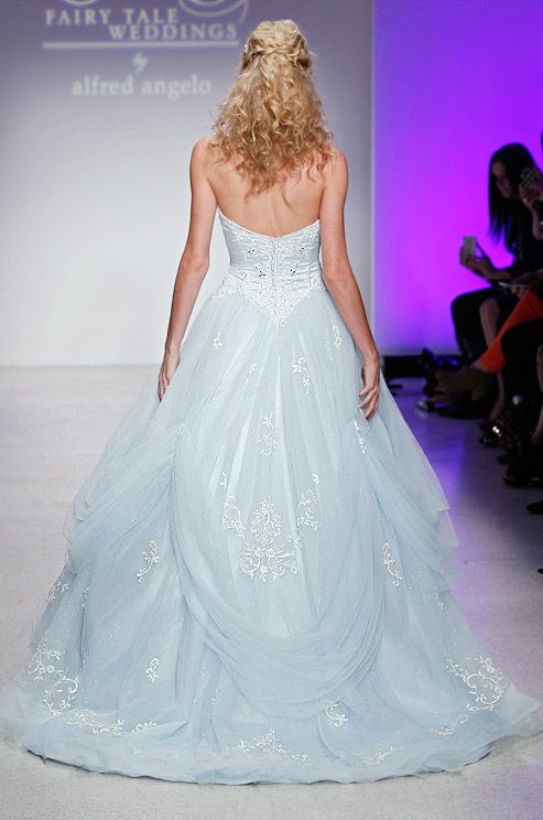 Mariage - Alfred Angelo, printemps 2013