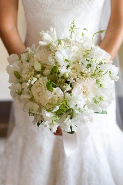 Mariage - Bouquets In White