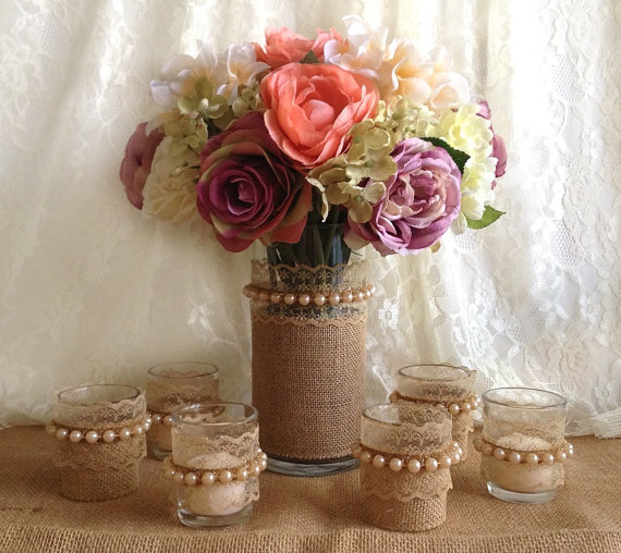 Свадьба - burlap and lace vase and tea candles