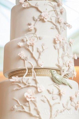 Свадьба - Белый И Золотой Свадебные Торты