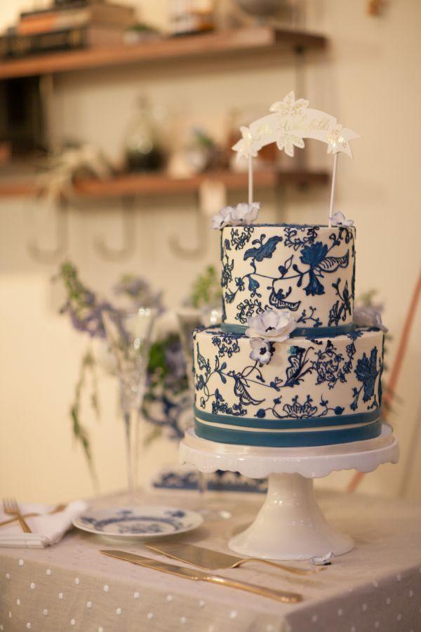 Wedding - Cake With Toile Pattern