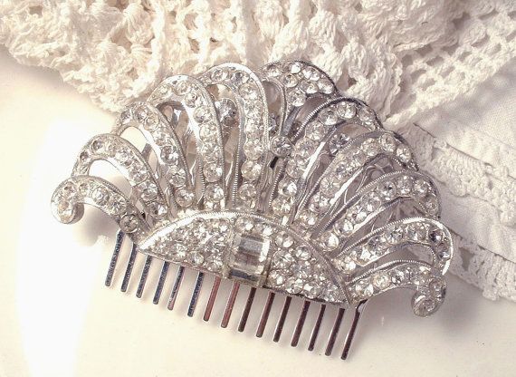 Wedding - 1920s Art Deco TRUE Vintage Rhinestone Flapper Fan Bridal Hair Comb, Crystal Encrusted Heirloom Fur Clip OOaK Haircomb Great GATSBY