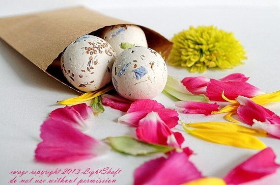 Wedding - 20 Organic Seed Bomb Balls Wild Flowers Eco Friendly Plant Wedding Favors Gifts Your Tag