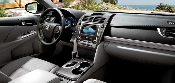 زفاف - Toyota Camry Hybrid 2012