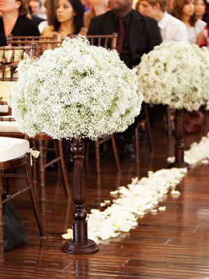 Hochzeit - Wedding Ceremony: 7 Creative Ways To Decorate Your Wedding Ceremony Aisle